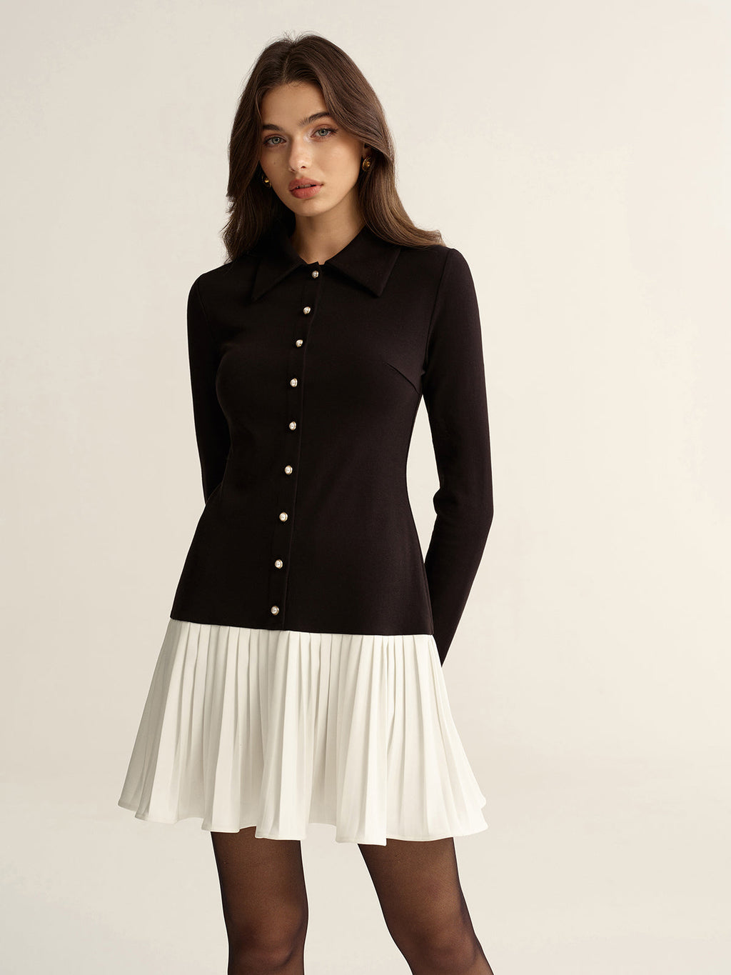 Contrast Pleated Hem Collared Mini Dress